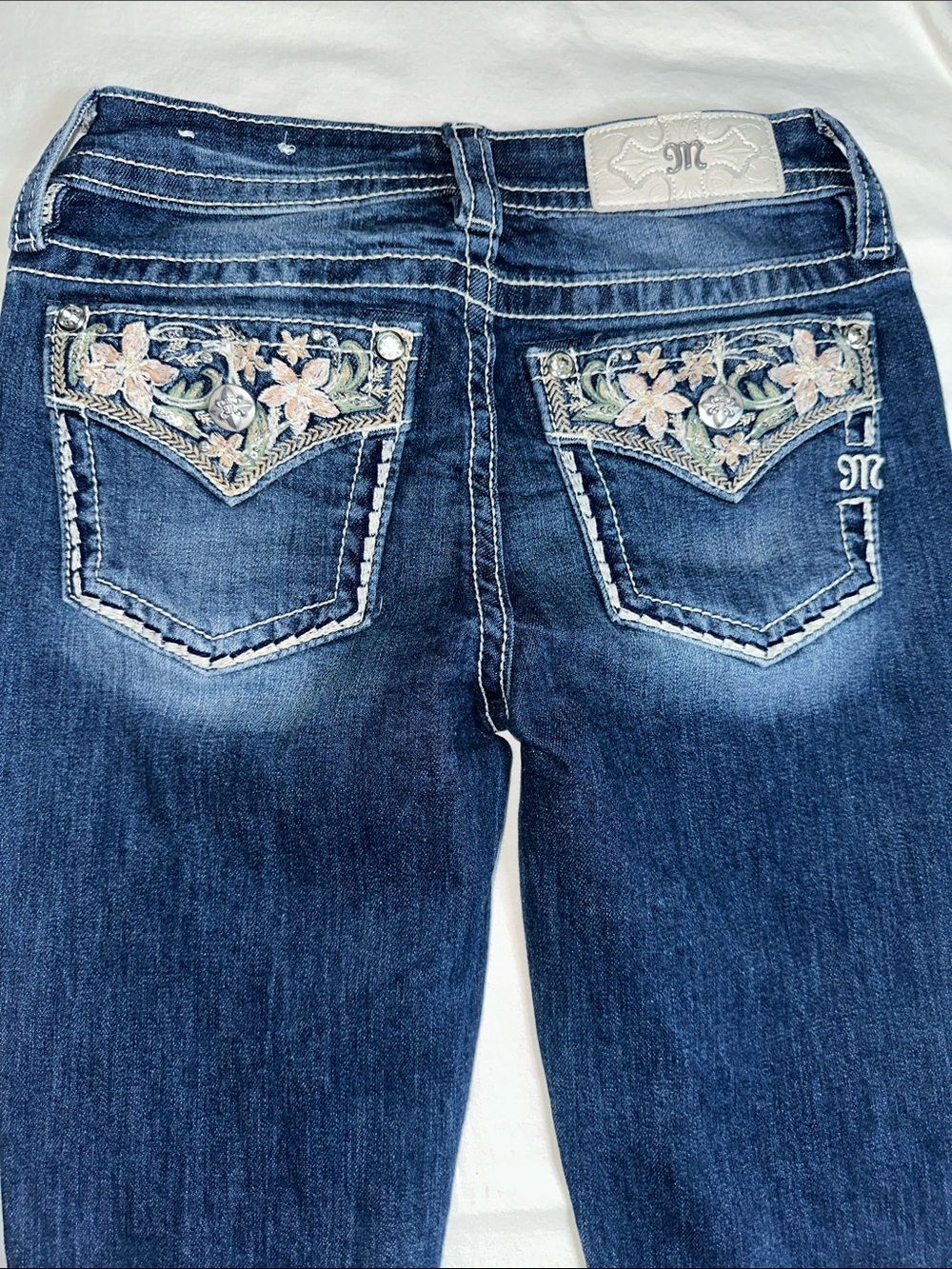Miss Me Embroidered Mid- Rise Straight Dark Blue Women's Jeans Size 25